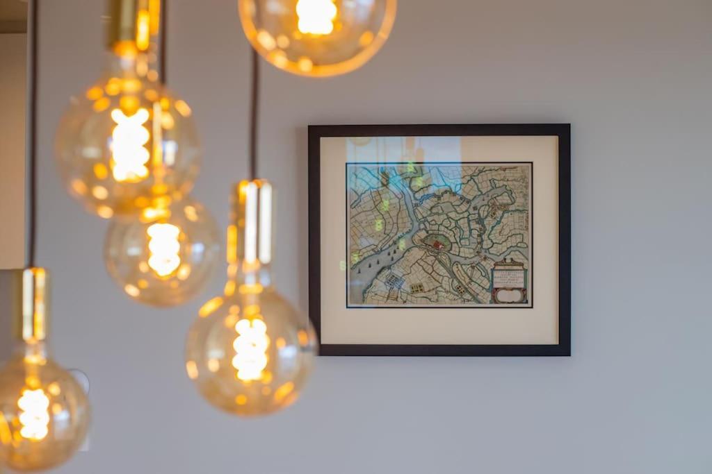 Georgie Light, Lofty Luxurious Apartment
